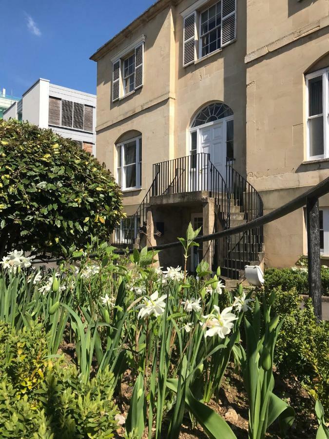 Hotel Number 6 Cheltenham Exterior foto